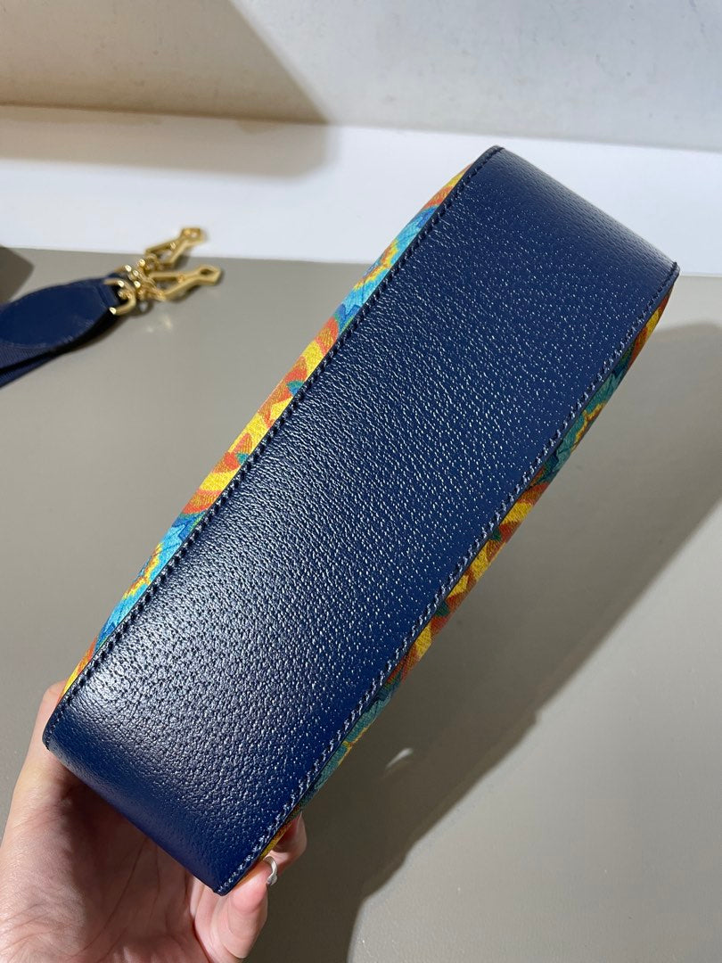 Gucci Supreme Messenger Bag, view 8