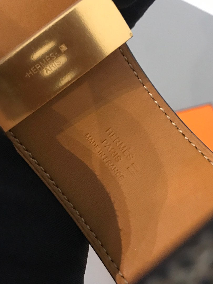 Hermes Cdc, view 5