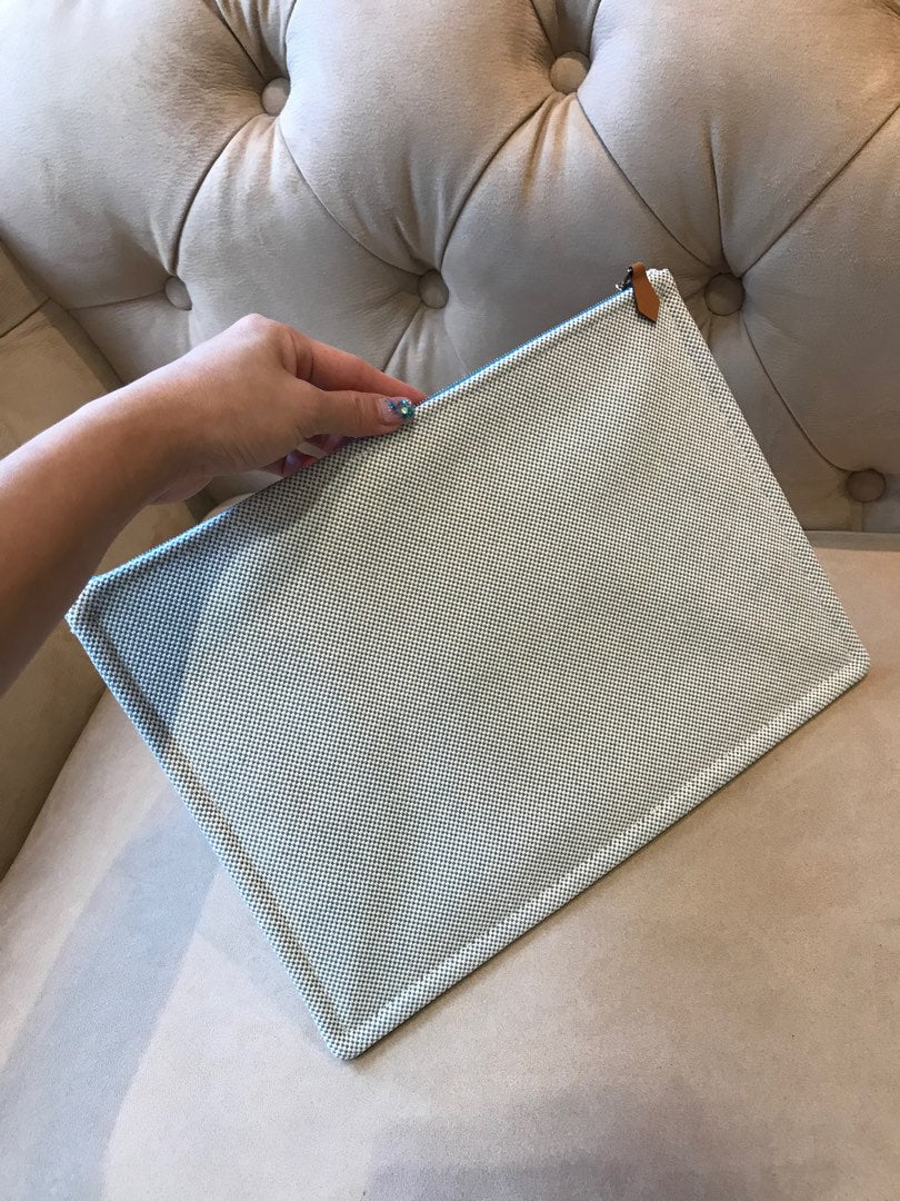 Hermes Pouch, view 3