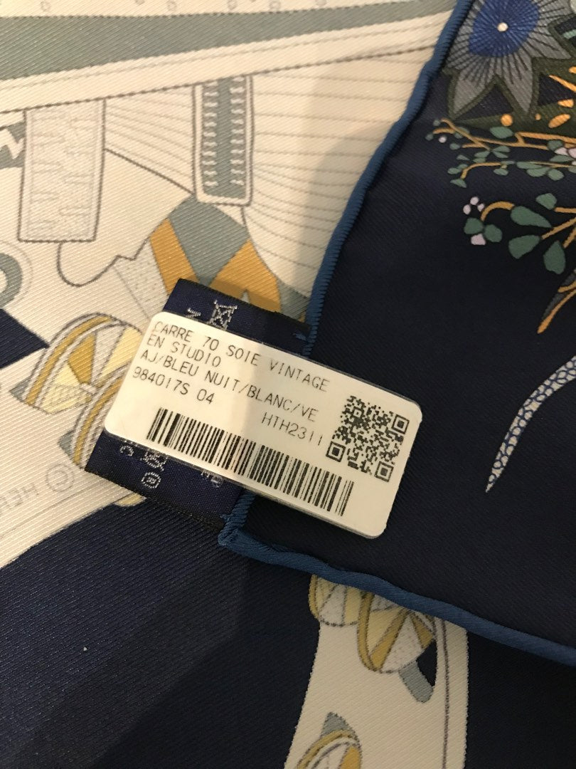 Hermes Scarf 70, view 3