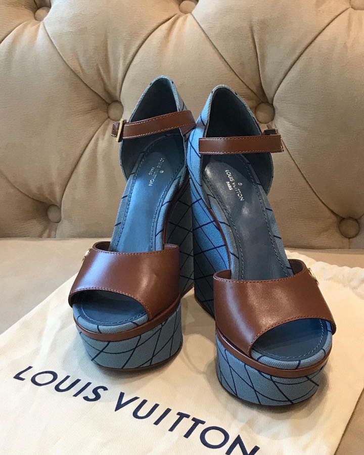 Lv blossom wedge
