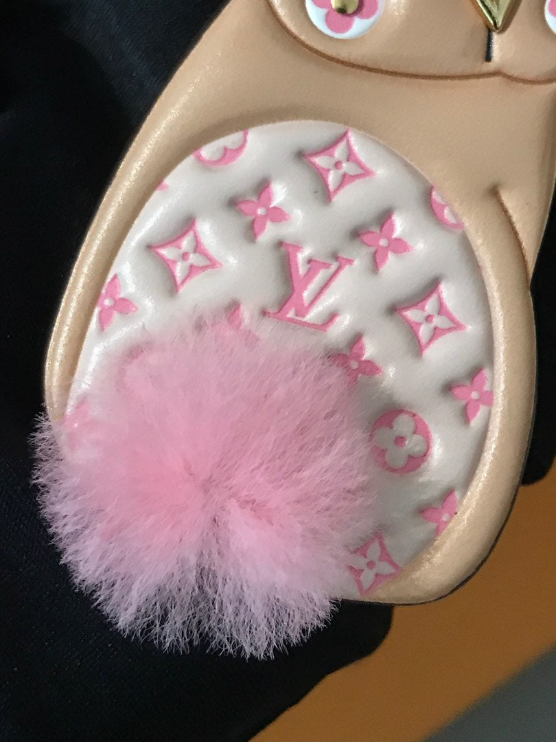 Lv Bunny Key Holder, view 8