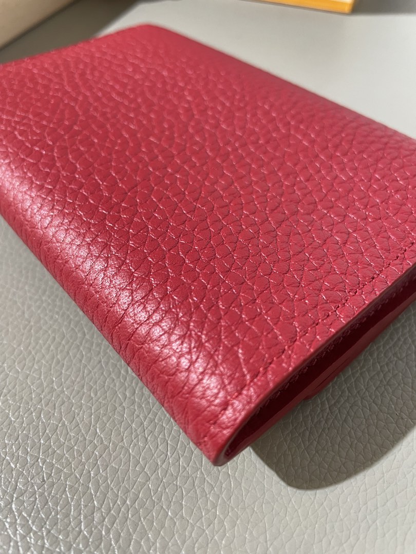Lv Capucines Compact Wallet, view 7