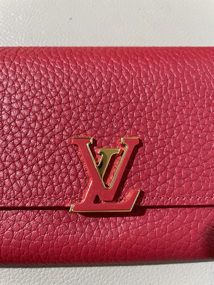 Lv Capucines Compact Wallet, view 10