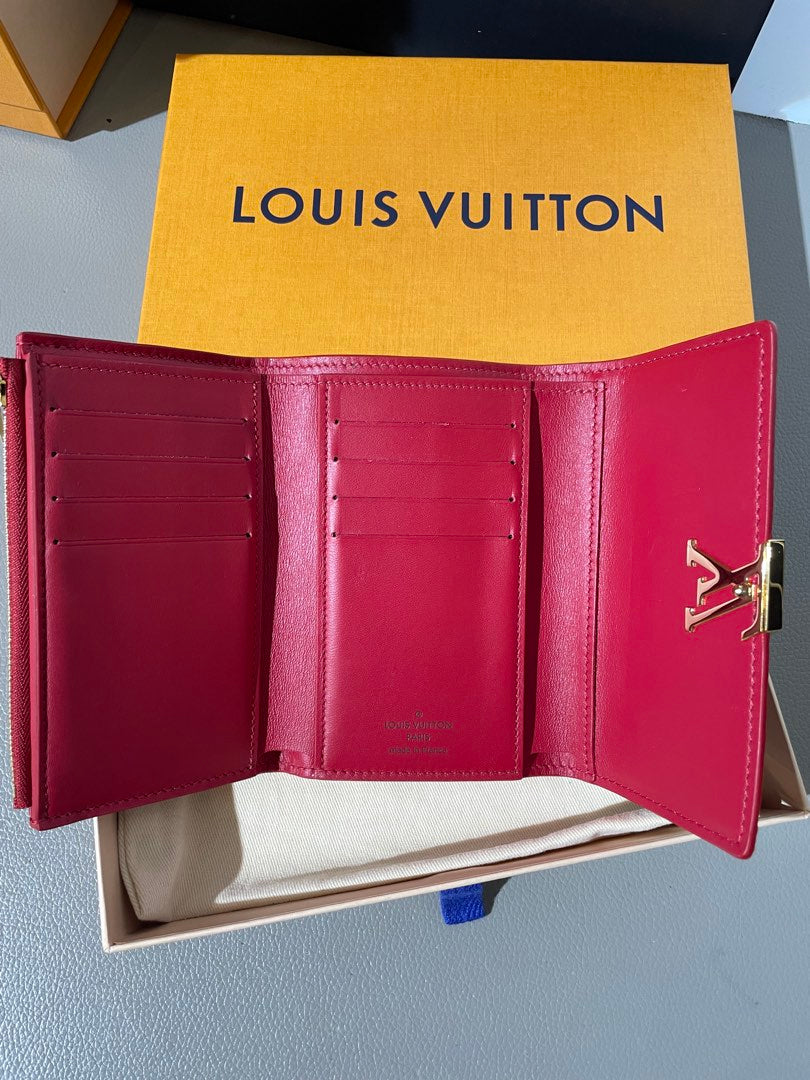 Lv Capucines Compact Wallet, view 11