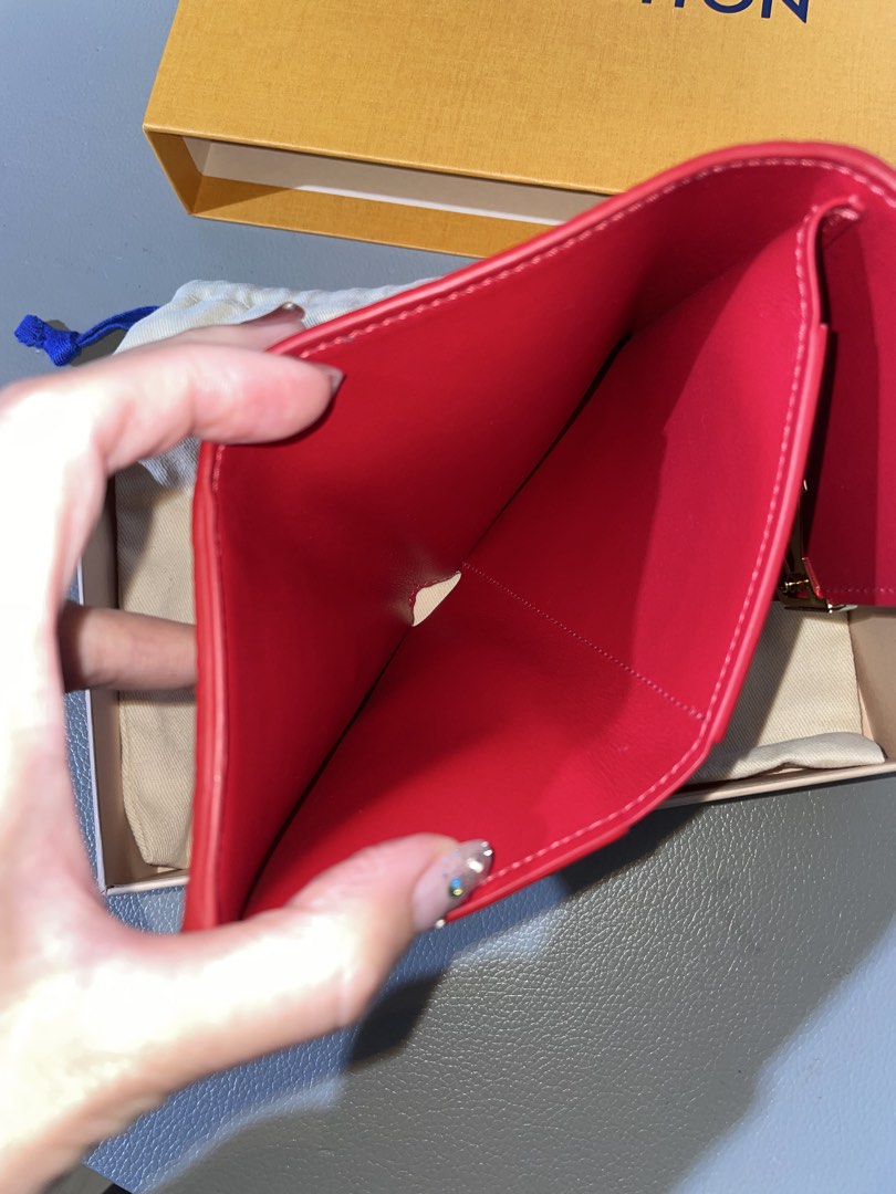 Lv Capucines Compact Wallet, view 12