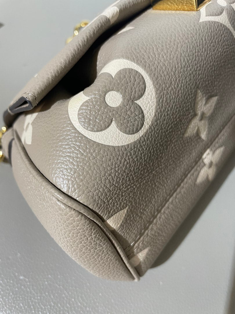Lv Favorite, view 4