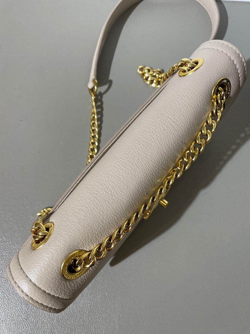 Lv Lockme Chain East West, view 9