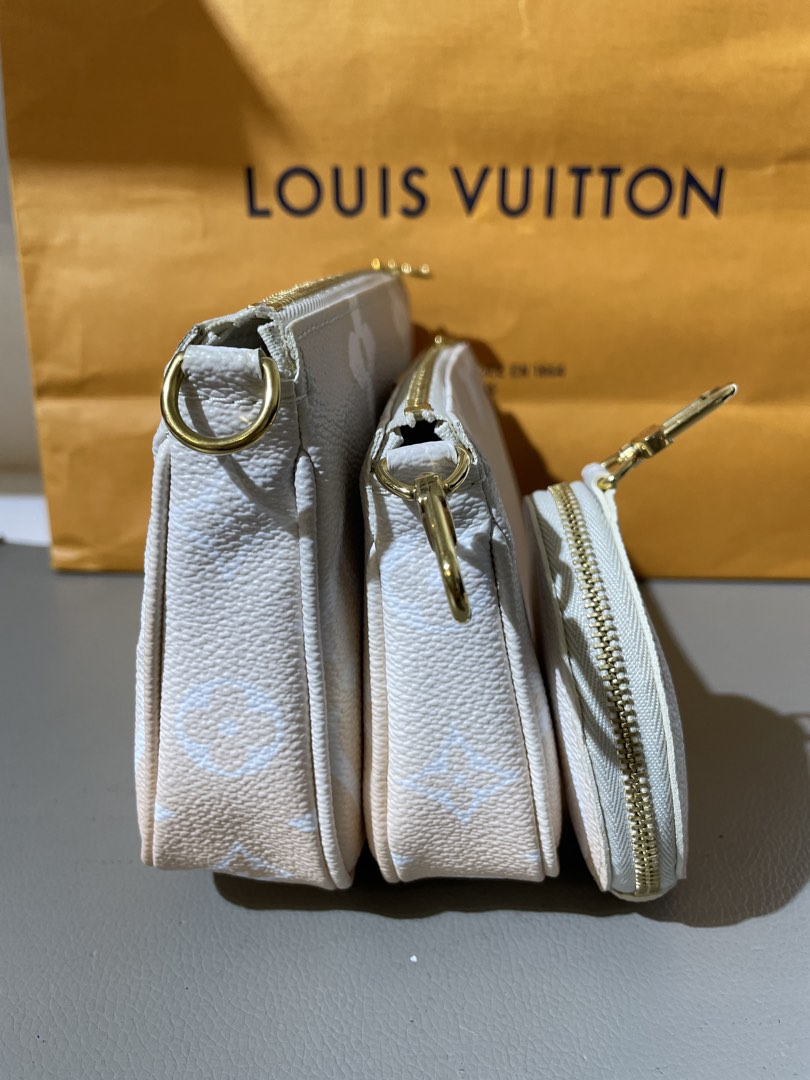 Lv Multi Pochette Accessories, view 6