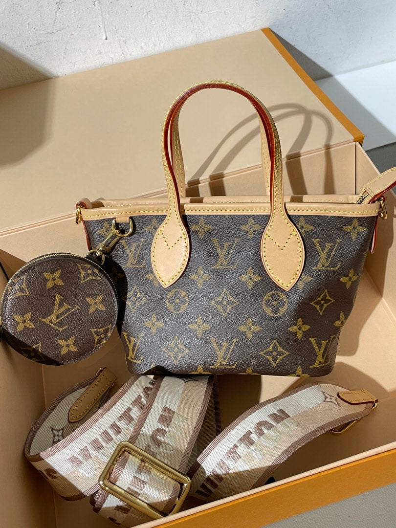 Louis Vuitton Lv Neverfull BB — pre-owned, Brand new