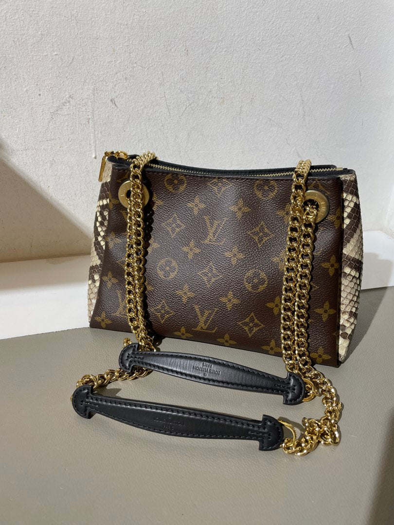 Louis Vuitton Lv Surene BB — pre-owned, Lightly used