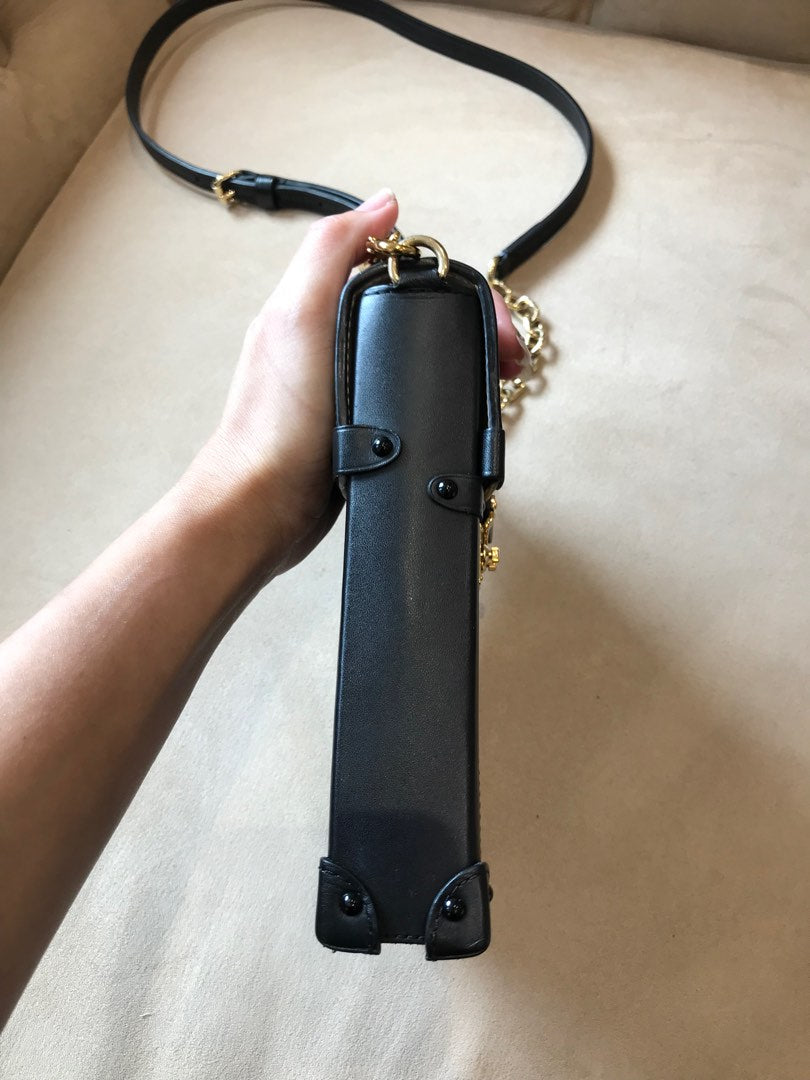 Lv vertical trunk, view 2