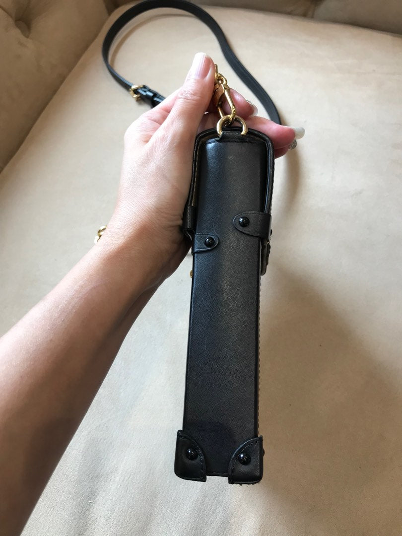 Lv vertical trunk, view 3