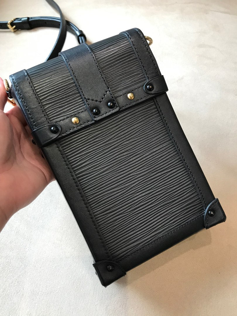 Lv vertical trunk, view 10