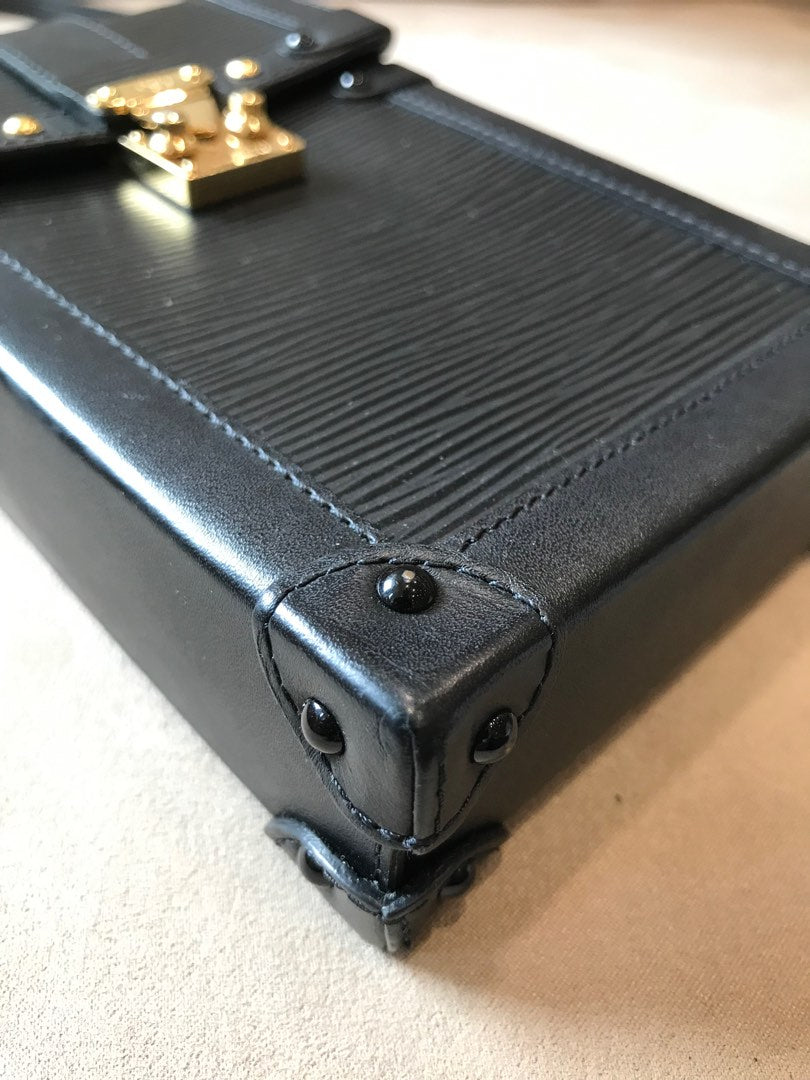 Lv vertical trunk, view 4