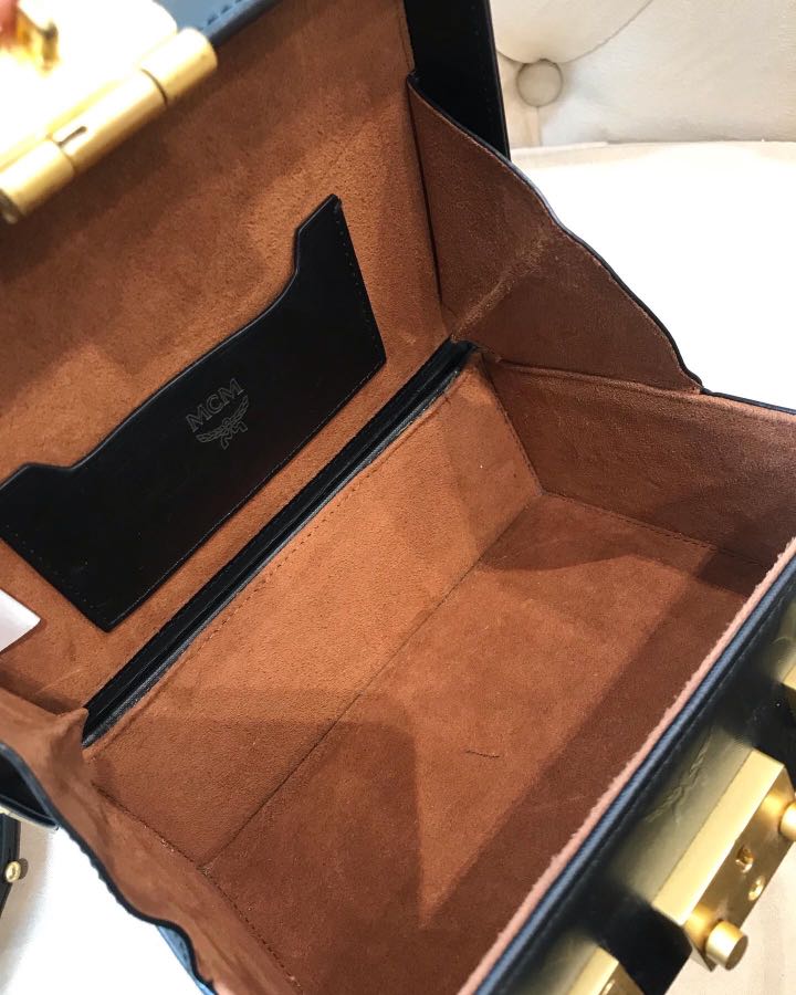 MCM, view 9