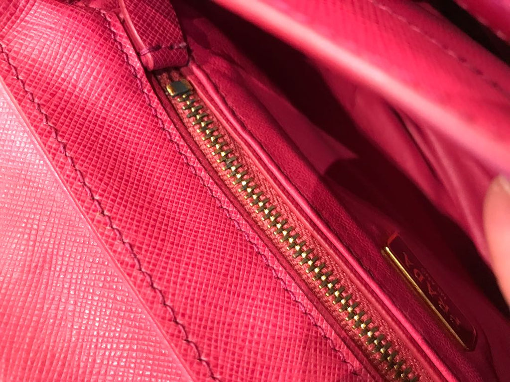 Prada, view 9