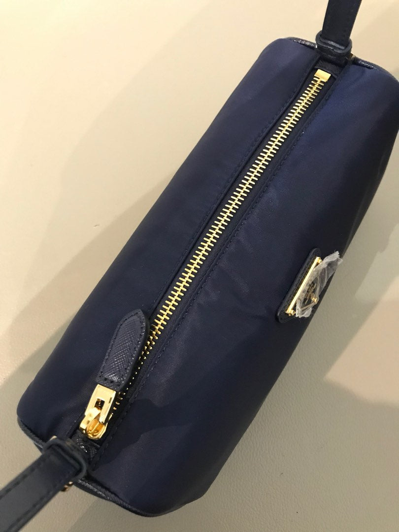 Prada shoulder bag, view 9