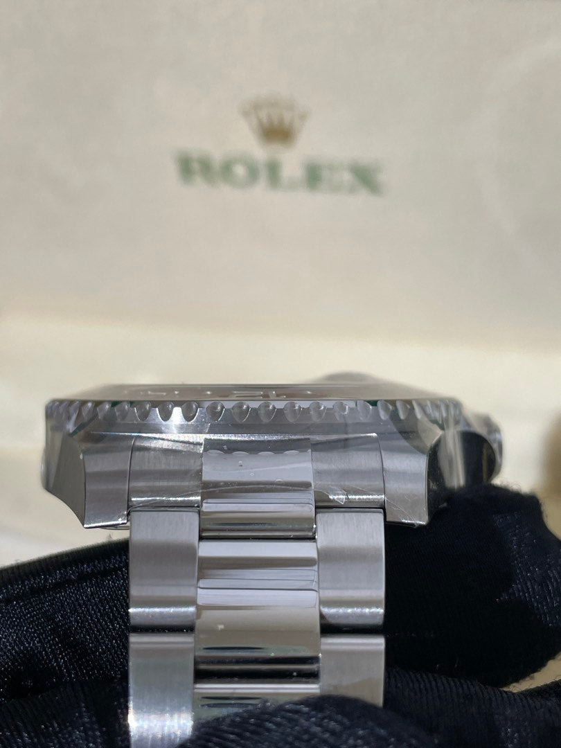 Rolex GMT II 116710BLRO, view 6
