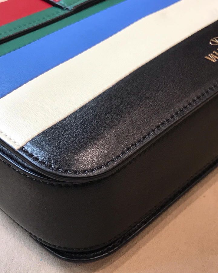 Valentino, view 6