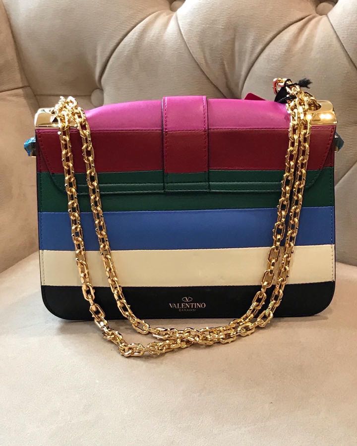 Valentino, view 10