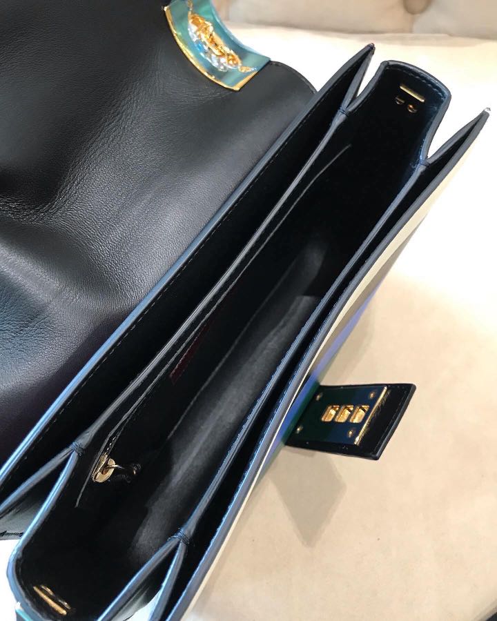 Valentino, view 8