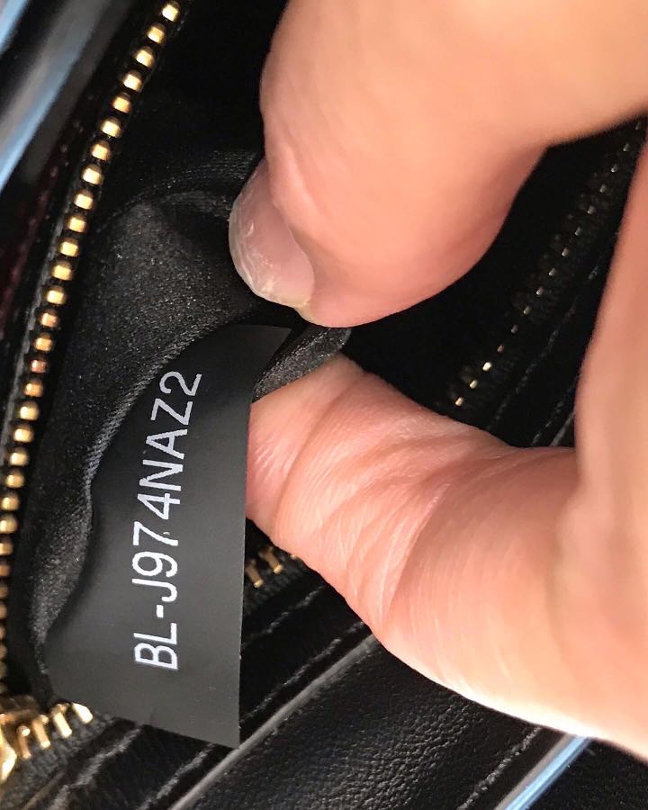 Valentino, view 9