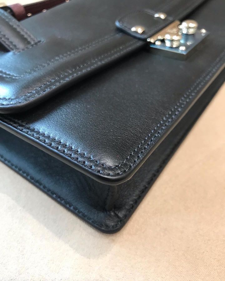 Valentino, view 4