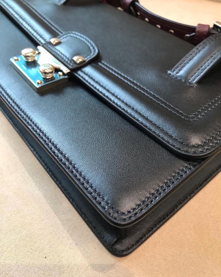 Valentino, view 5