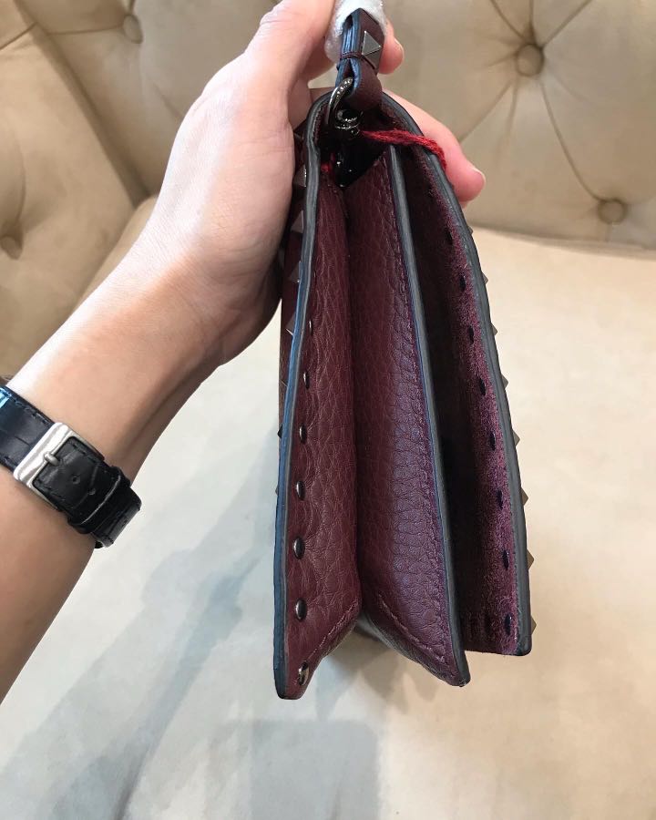 Valentino, view 3