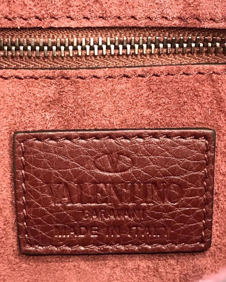 Valentino, view 9